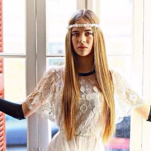 Anastasia Tsilimpiou en Twitter Meryem Uzerli nin dizisinin