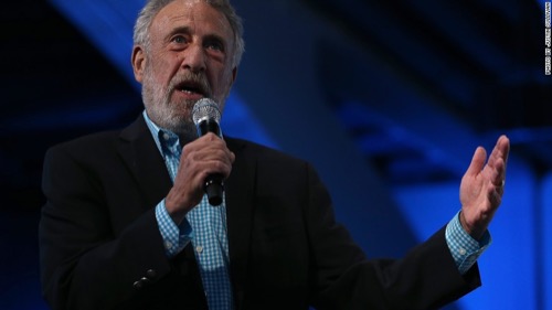 George Zimmer la cara anterior de Men s Wearhouse ha lanzado un