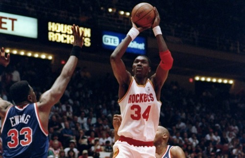 Hakeem Olajuwon Los 25 mejores centros de la historia de la NBA