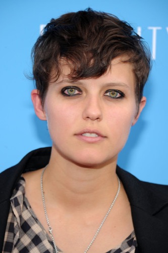 Kim Stolz Hollywood s Mejor cabello corto muy corto